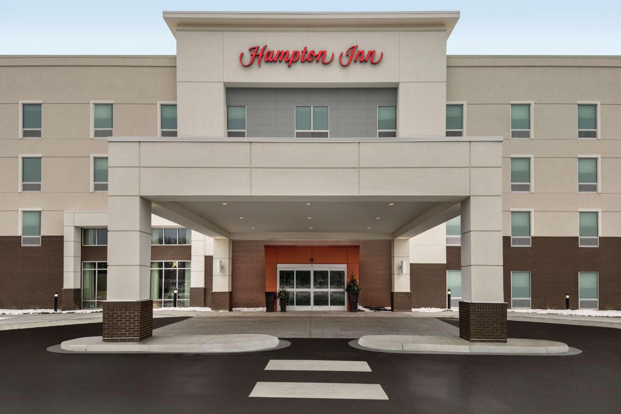 Hampton Inn Brooklyn Park Ngoại thất bức ảnh